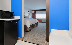 Holiday Inn Express & Suites Chicago O'Hare Airport By Ihg